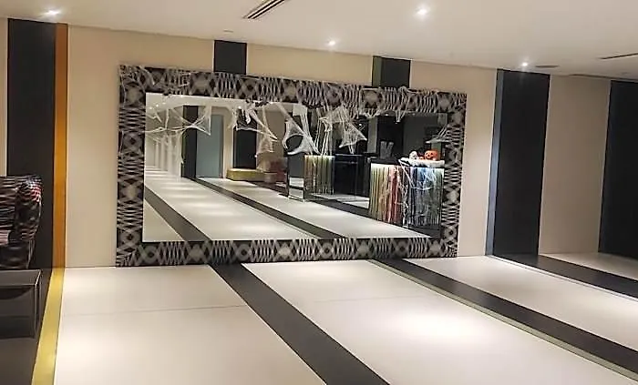 Отель Aveline Skyscraper/makati/pool/ Philippines
