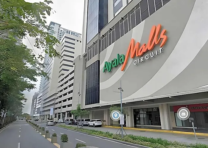 Отель Aveline Skyscraper/makati/pool/ Philippines Манила